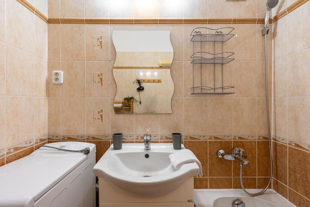 Duna Retreat: City Serenity Bratislava Ngoại thất bức ảnh
