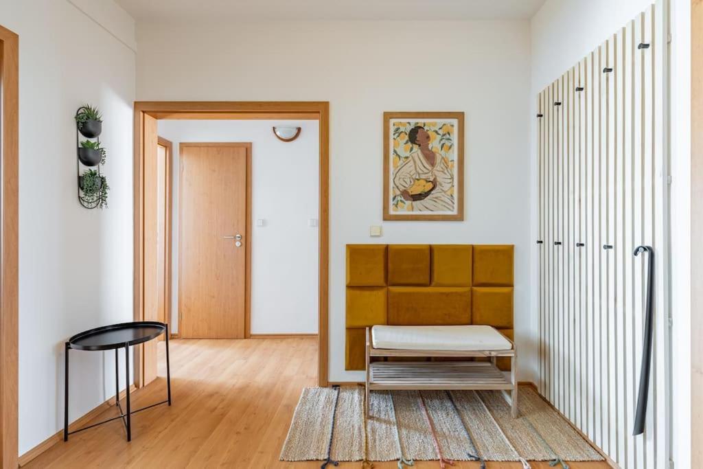 Duna Retreat: City Serenity Bratislava Ngoại thất bức ảnh